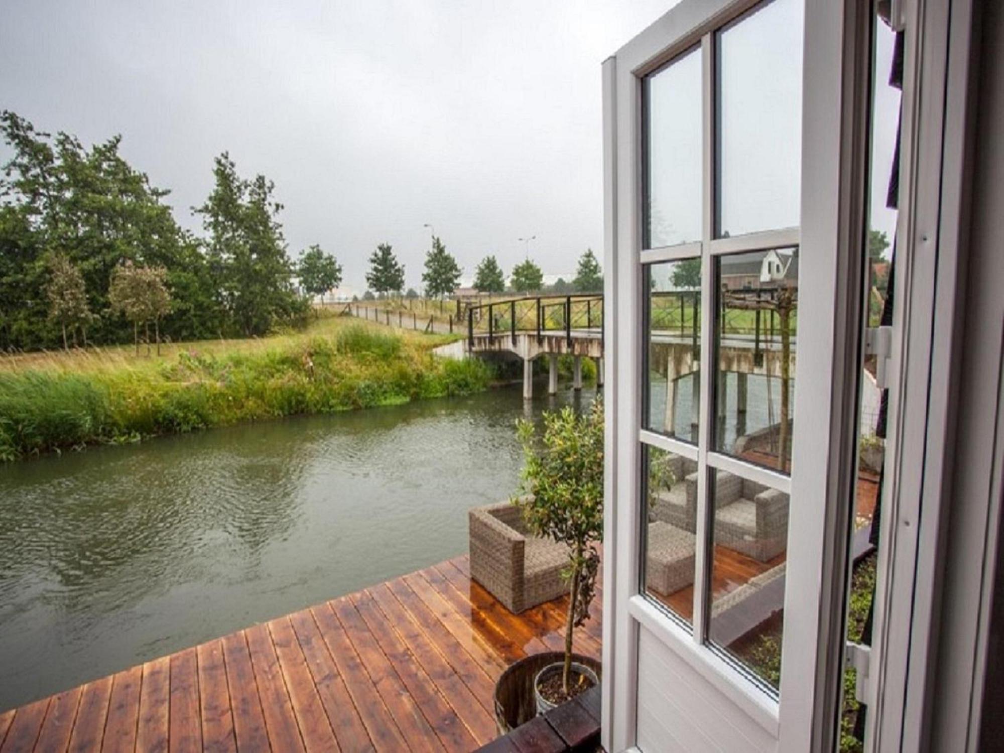 Gorgeous Riverside Chalet in Cothen Buitenkant foto