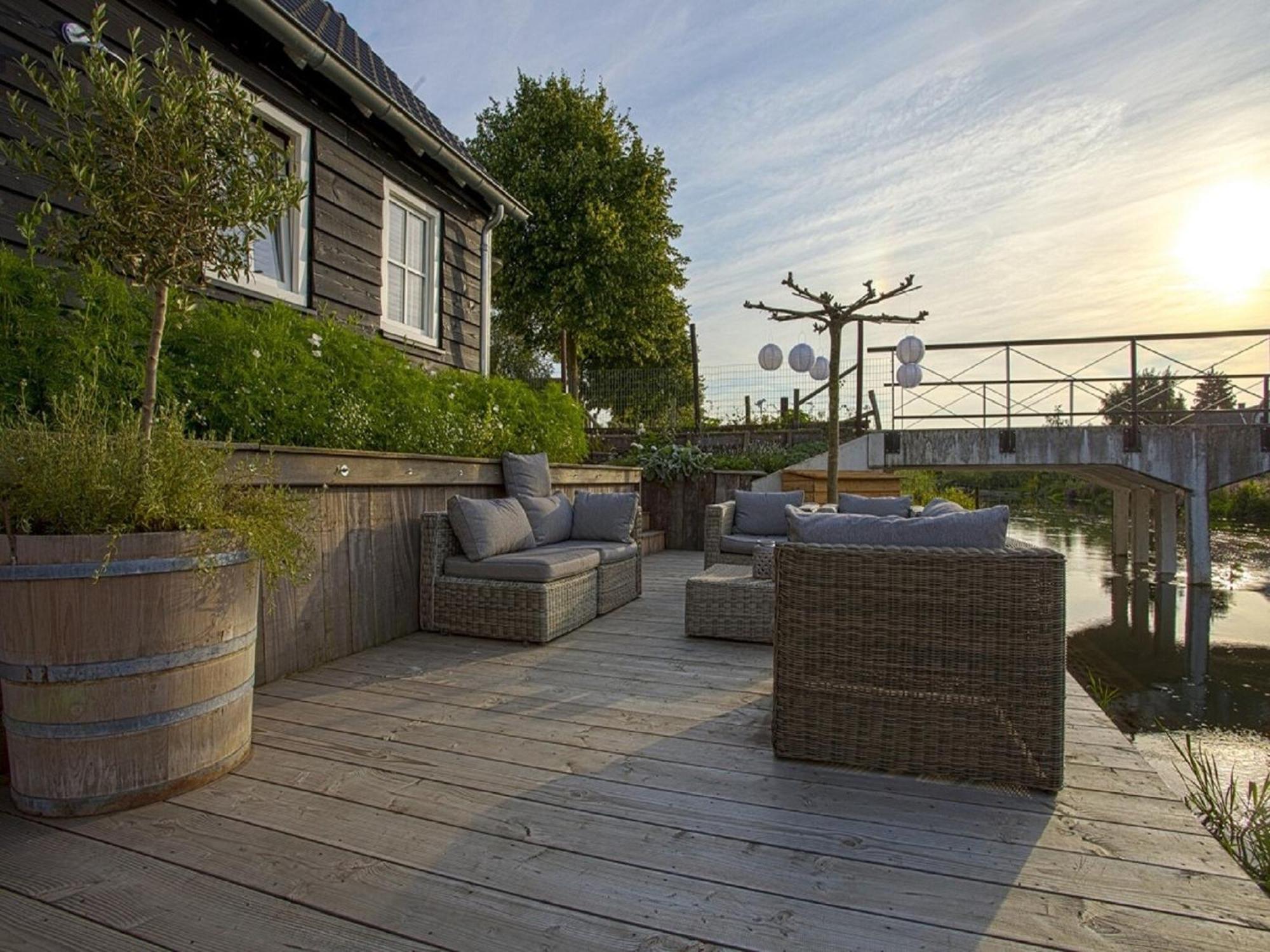 Gorgeous Riverside Chalet in Cothen Buitenkant foto