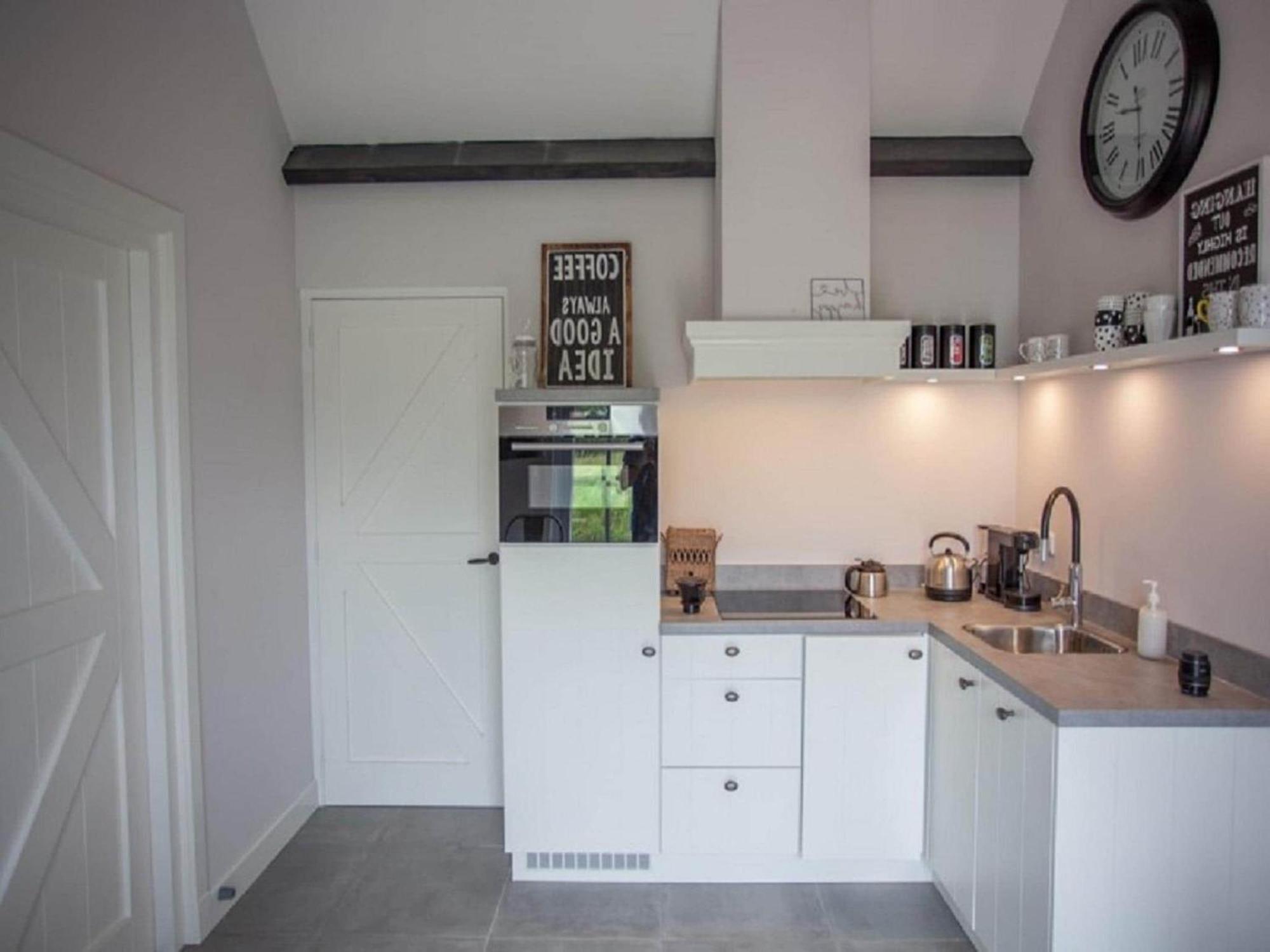 Gorgeous Riverside Chalet in Cothen Buitenkant foto